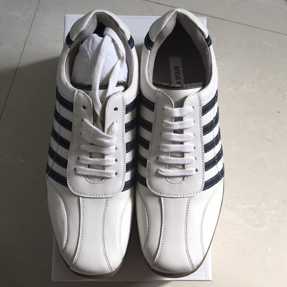 steve madden sneakers size 11